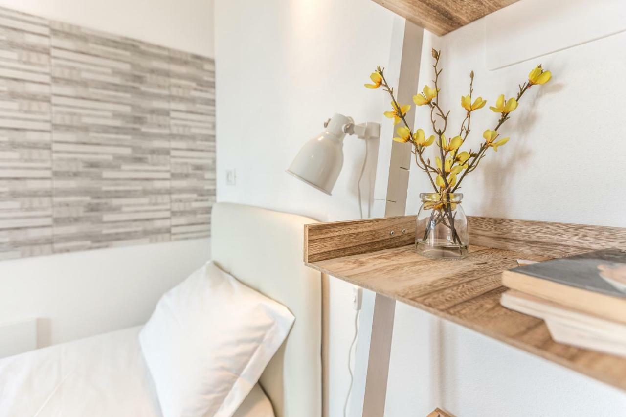 Central City Rooms Executive Suite Bolonha Exterior foto